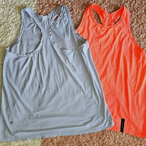 Bundle Athleta Tank Tops Size Medium And Large - Picture 6 of 16